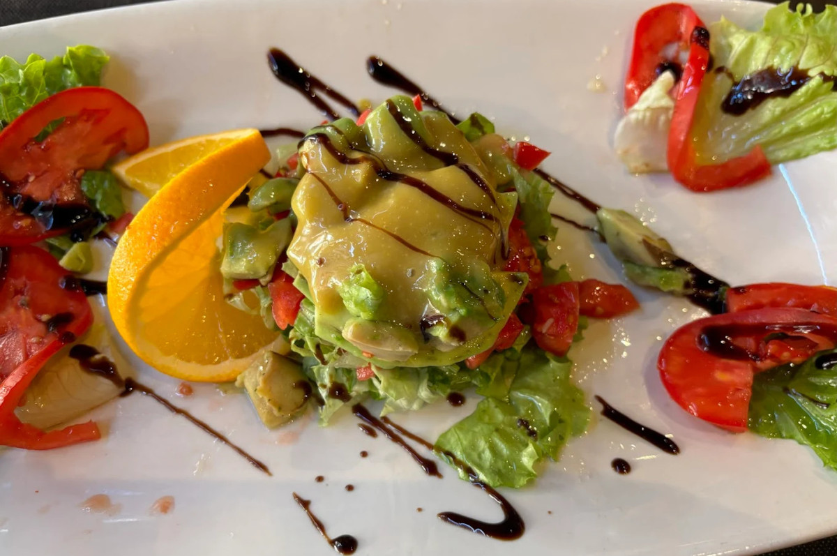 menu tipico de gastronomía vasca en bilbao